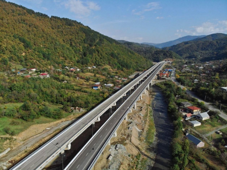 格魯吉亞E60高速F2項目照片1.jpg
